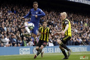 华体会登陆-里昂力克热刺，阿扎尔乌龙送礼英超